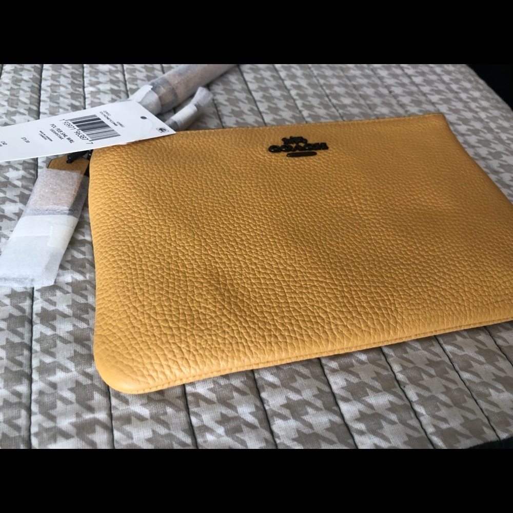 Coach wristlet, Large NWT honeycomb yellow w/pewter hardware - Picture 11 of 13